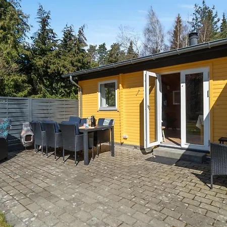Heikki - 700m From The Sea By Interhome Vester Somarken