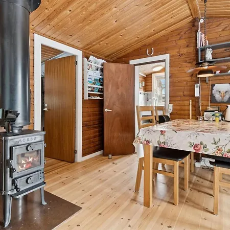 Heikki - 700m From The Sea By Interhome Semesterbostad *